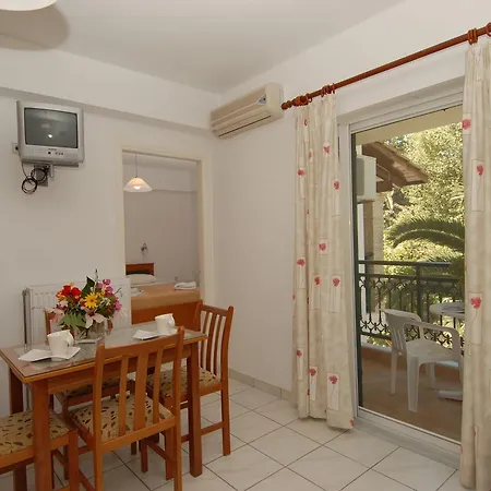 Appartement Tzanetos